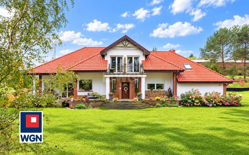 Dom na  sprzedaż Potrzanowo - Dom wśród lasów i jezior, duży taras i działka, 7 pokoi, 236 m2, Potrzanowo